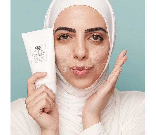 ORIGINS CHECKS AND BALANCES Frothy Face Wash