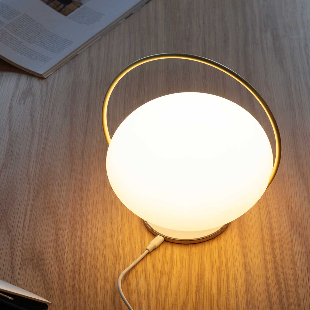 Tafellamp Orbit draagbaar Wit