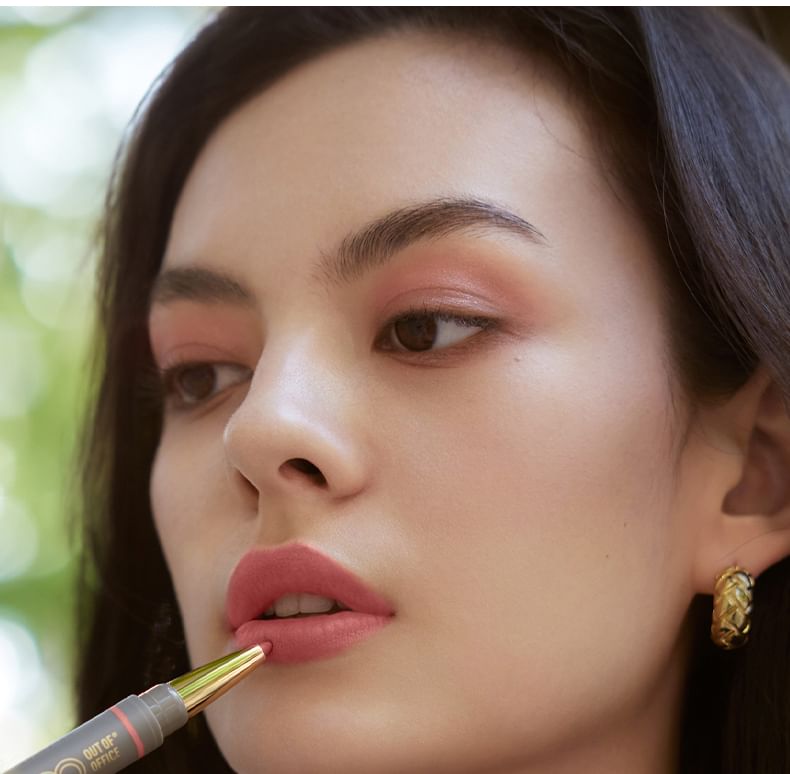 OUT-OF-OFFICE - Dual-Ended Sculpting Lip Liner - 6 kleuren