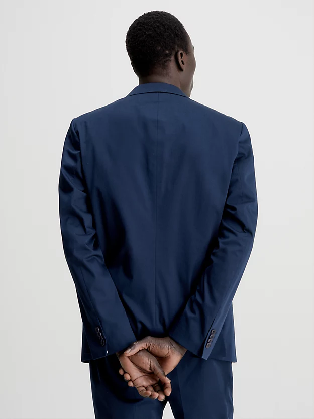 Blazer slim fit em cetim elástico
