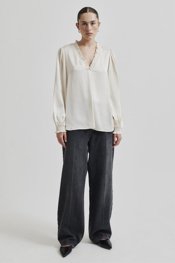 Second Female Bardi V-Neck Blouse Brazilian sand