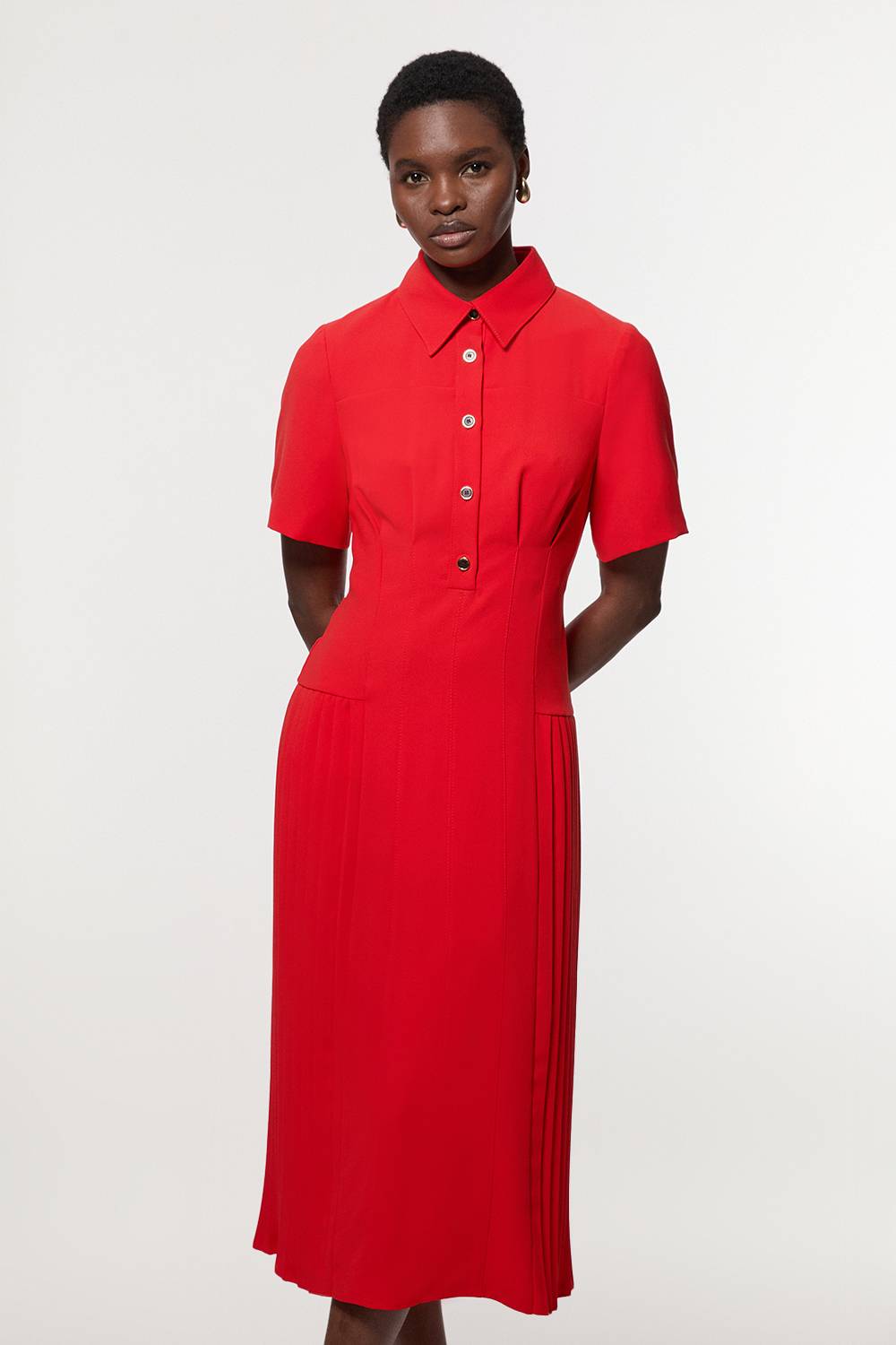 KarenMillen Robe chemise en crêpe ajustée à panneaux plissés