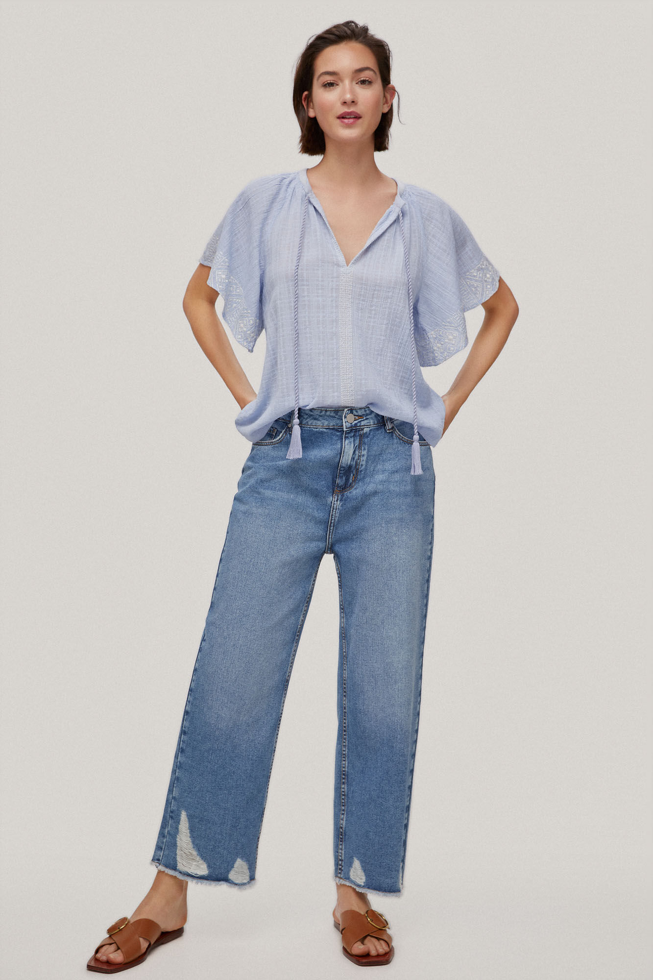 Calça jeans capri reta com 5 bolsos - Azul
