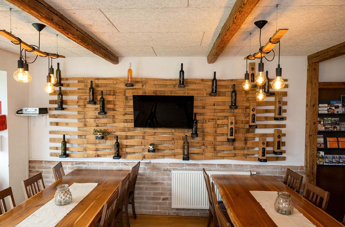 Urlaub mit Freunden im Weinfass Grub an der March