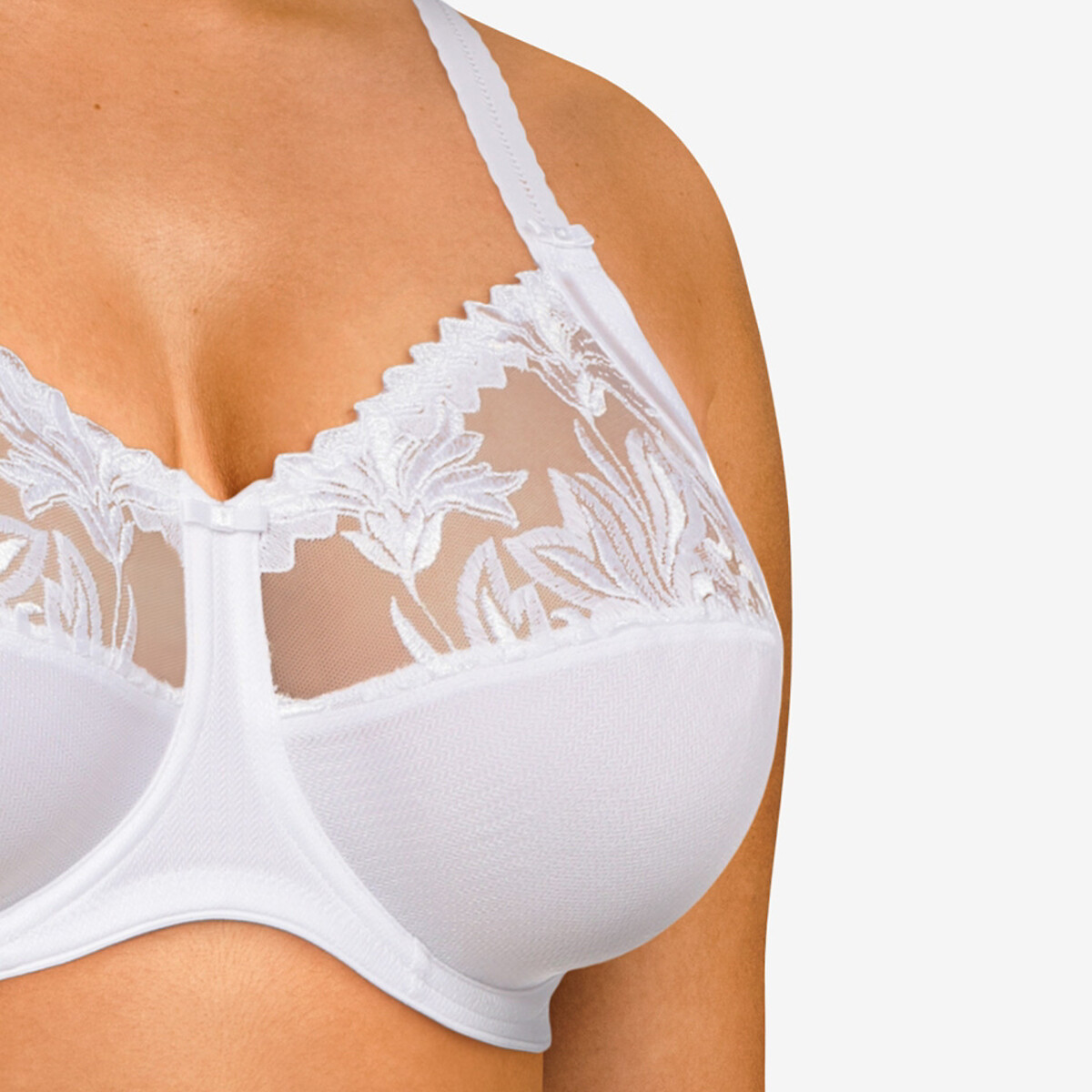 CHANTELLE<br>Omsluitende BH Amazone