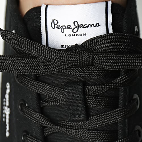 Baskets Kenton Road PMS30910 Black