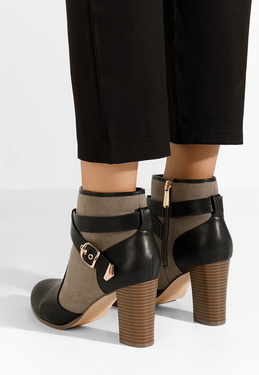 Bottines à gros talon noires Elbada