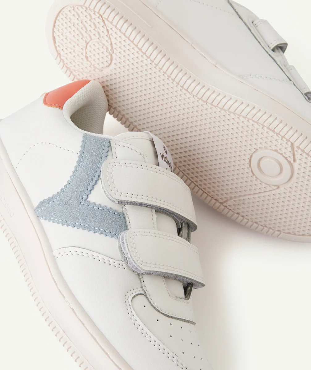 VICTORIABASKETS BLANCHES AVEC LOGO BLEU CIEL