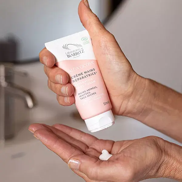 Creme para as mãos reparador orgânico Biarritz Laboratories Repairing Care 50ml