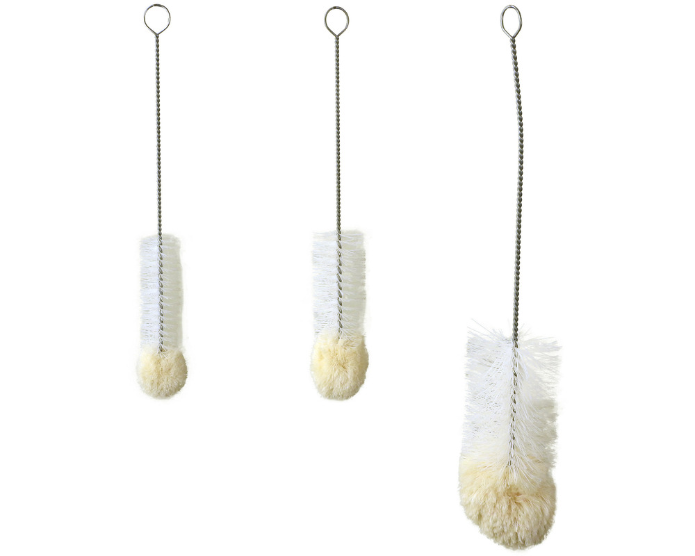 Goupillon brosse flexible de nettoyage pour mangeoire et abreuvoir • moyen modèle