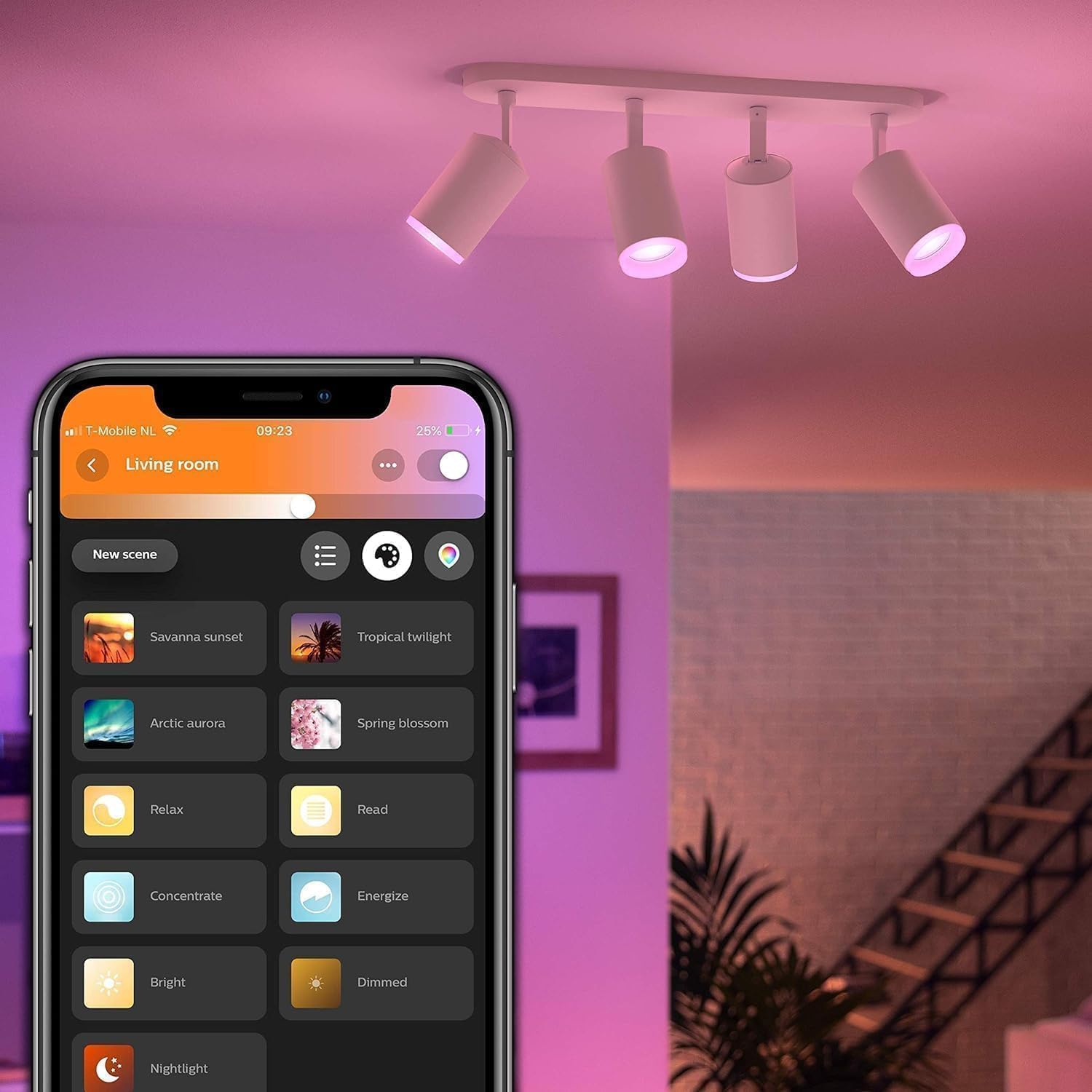 Philips Hue White & Color Ambiance Fugato Spot 4 flg. weiß 4x350lm, dimmbar, 16 Mio. Farben, steuerbar via App, kompatibel mit Amazon Alexa