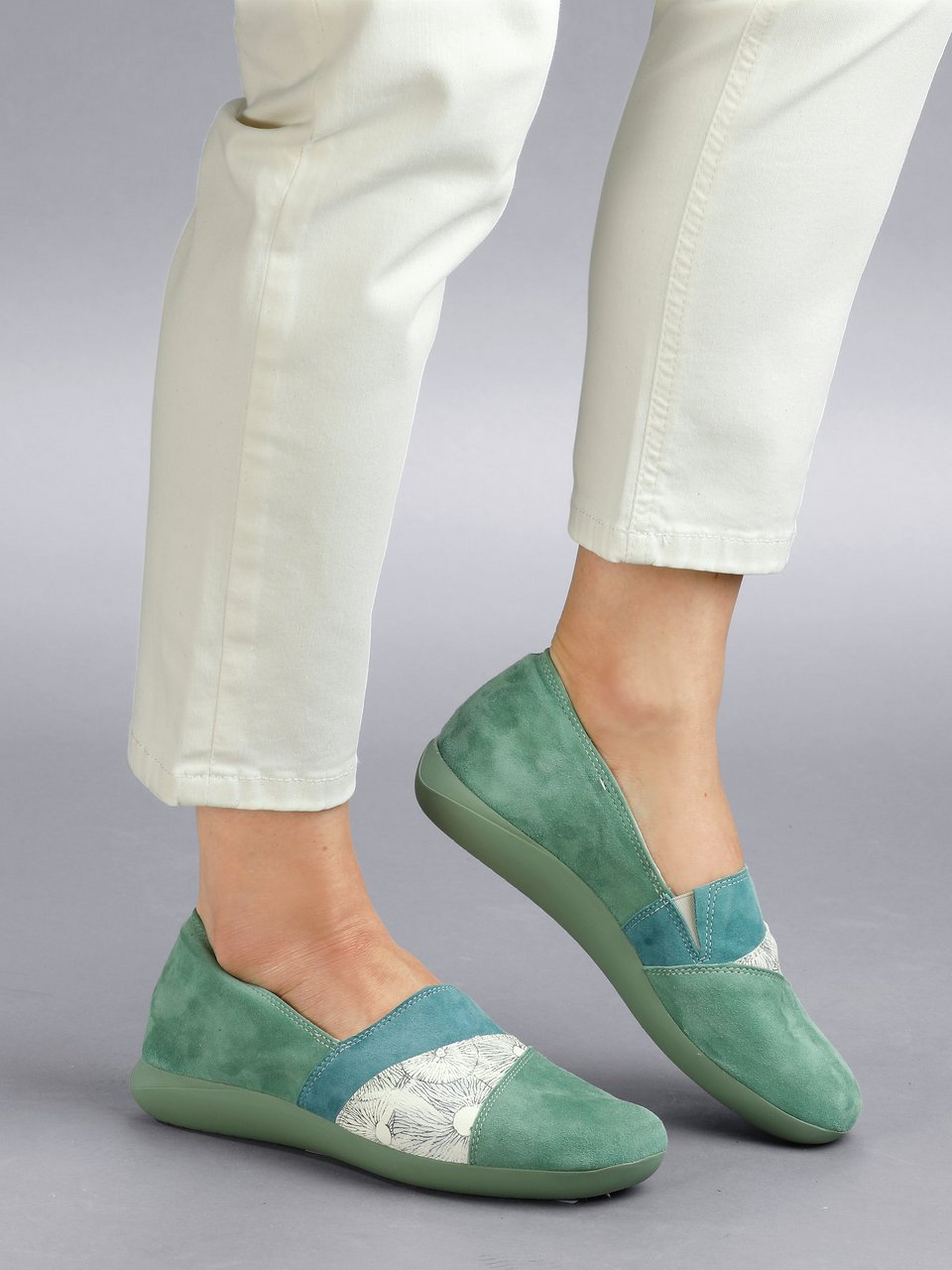 Slipper Opua