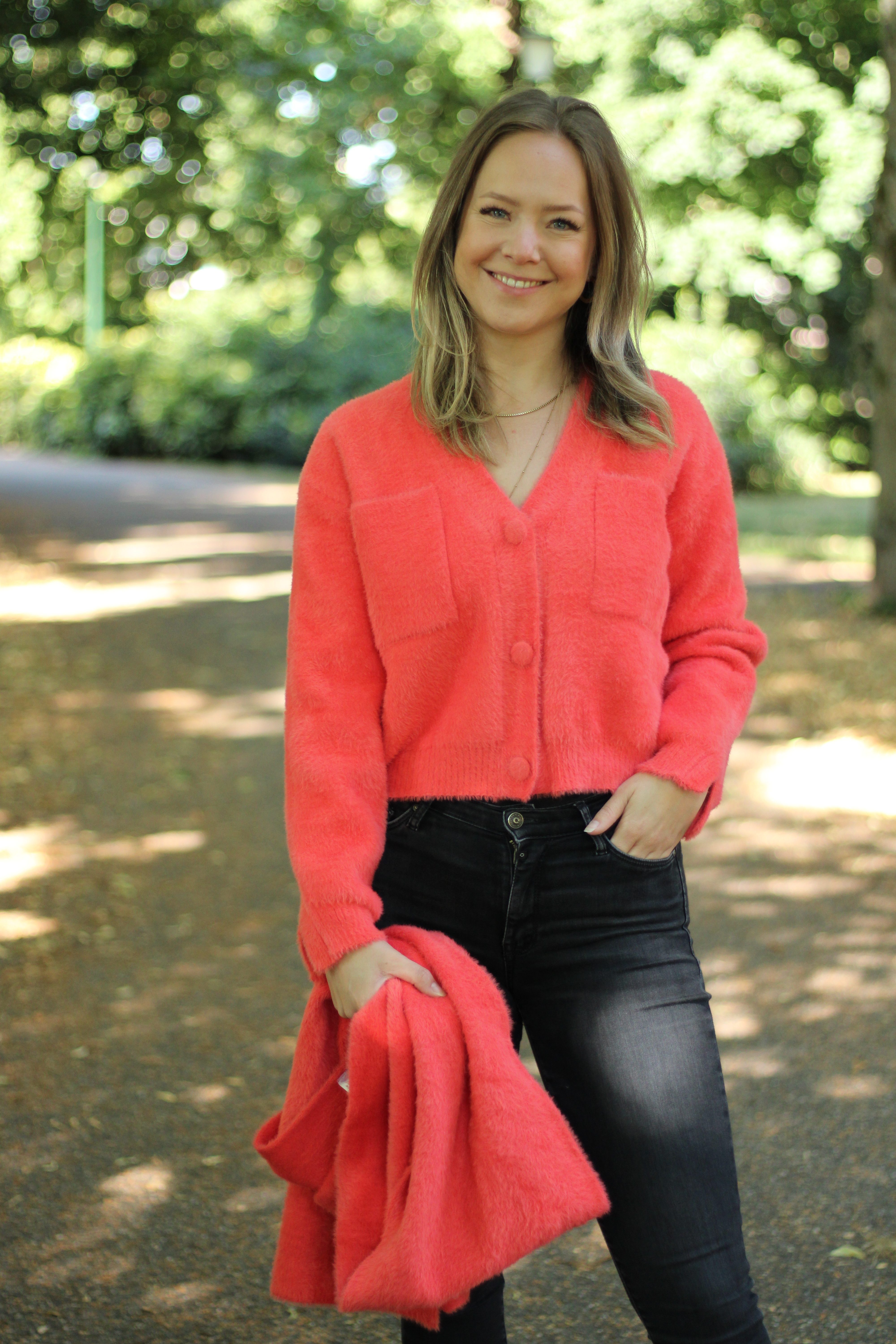 Rino & Pelle - Isarea Short V-Neck Cardigan - Bright Coral