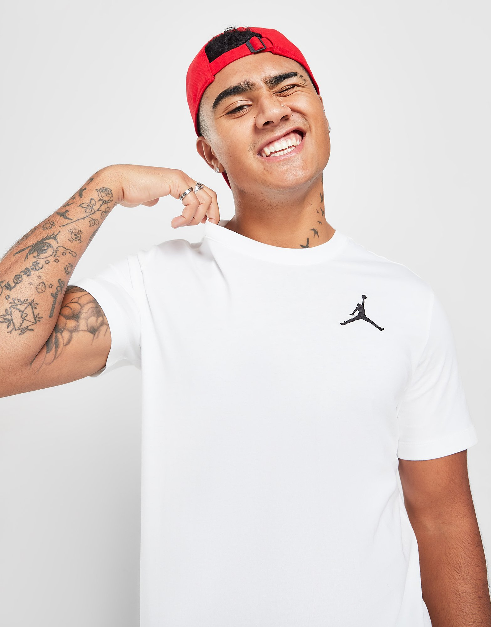 Jordan T-Shirt à Petit Logo Brodé Homme