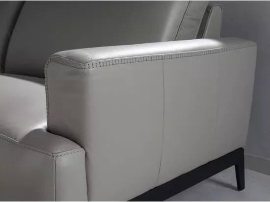 Canapé 2 places cuir et pieds acier noir inoxydable noir Yaro-Couleur Cuir Piel vison