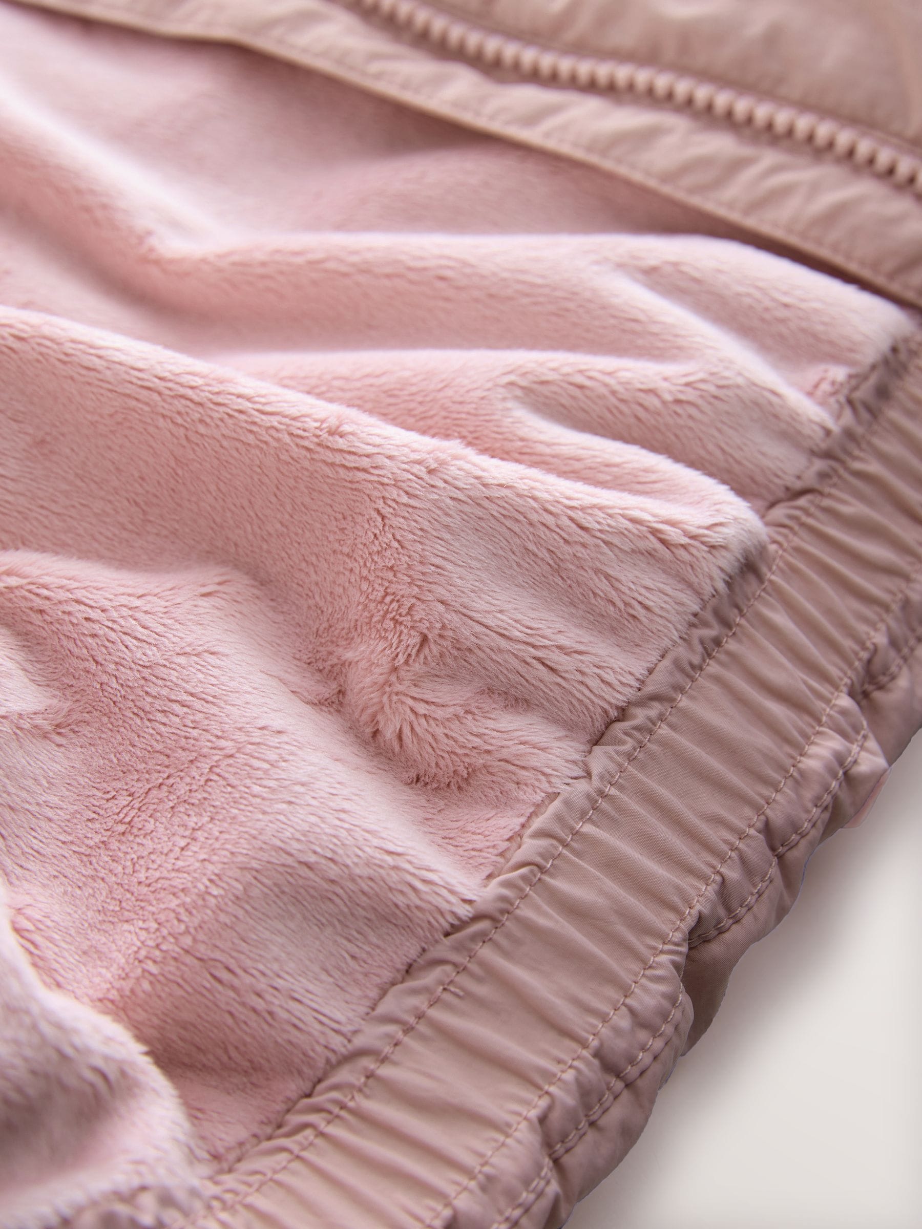 Roze - Regenbestendige gewatteerde jas met imitatiebontvoering (3mnd-7jr)
