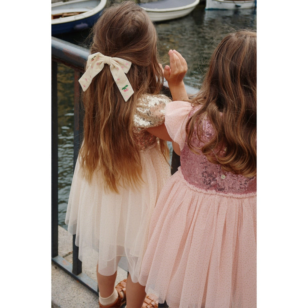 Køb Konges Sløjd Pearled Ivory Fløjl Sløjfe Pearly Hårspænde