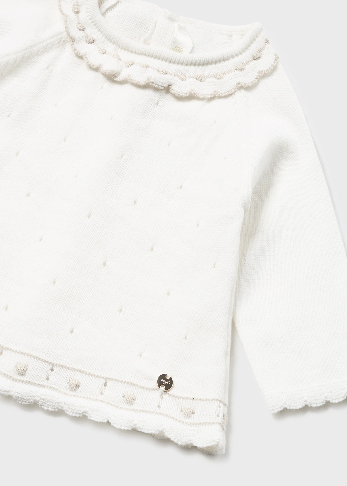 Conjunto de malha de 2 peças Better Cotton para recém-nascidos na cor nude.