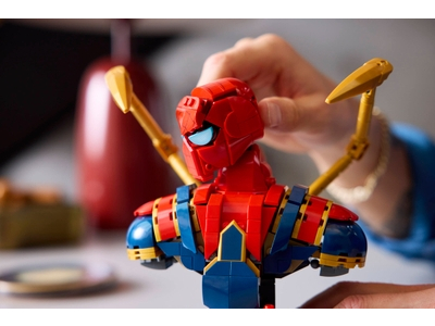 LEGO Iron Spider-Man buste (76326)