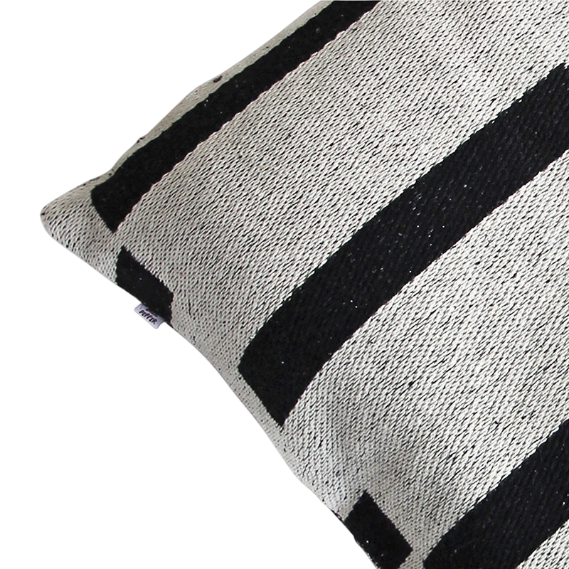 Kissen Black and White 60x60