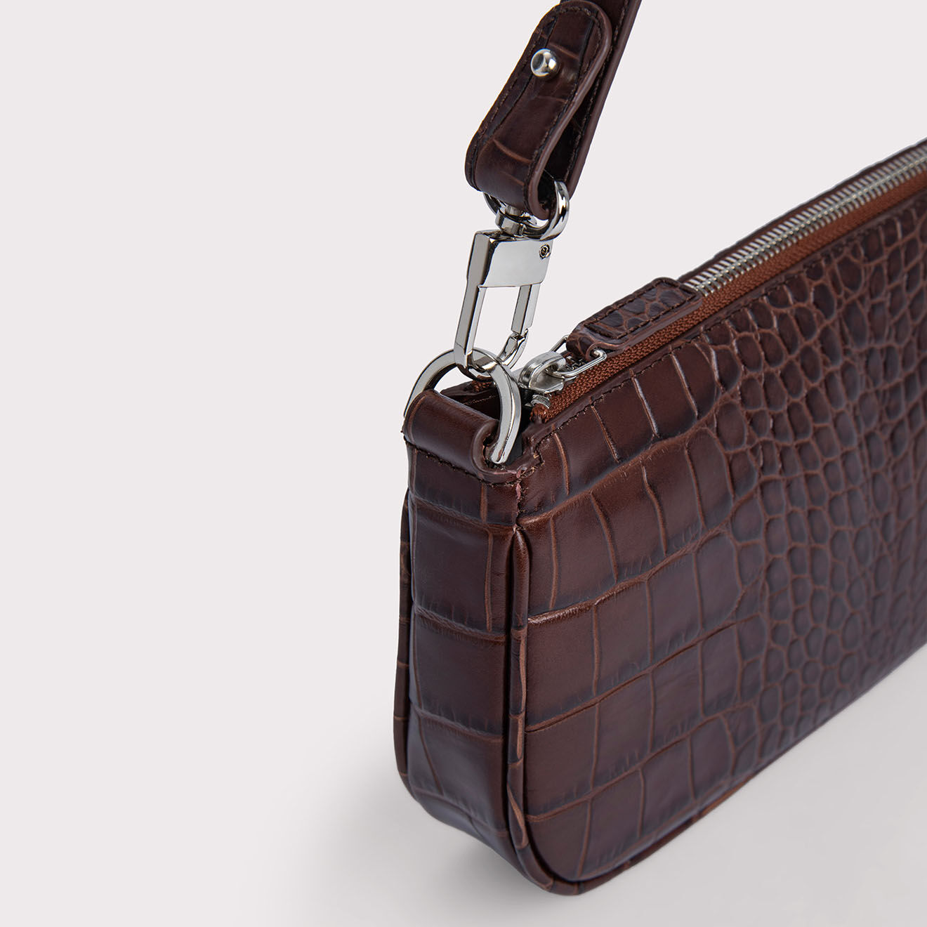 By Far Sac à main en Cuir Rachel marron -  13.5x27x4 cm