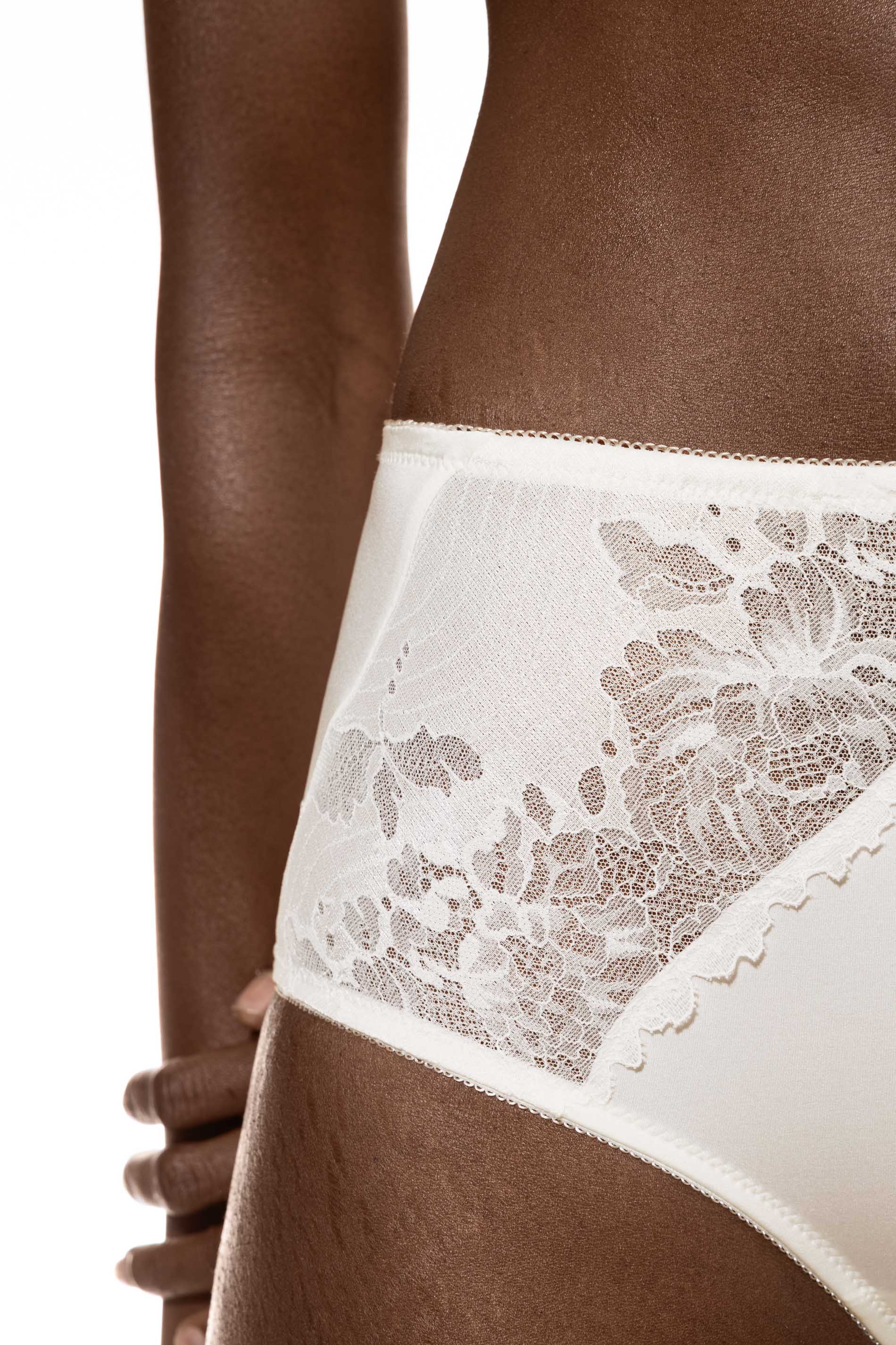 Taillen-Slip<br>Serie Luxurious