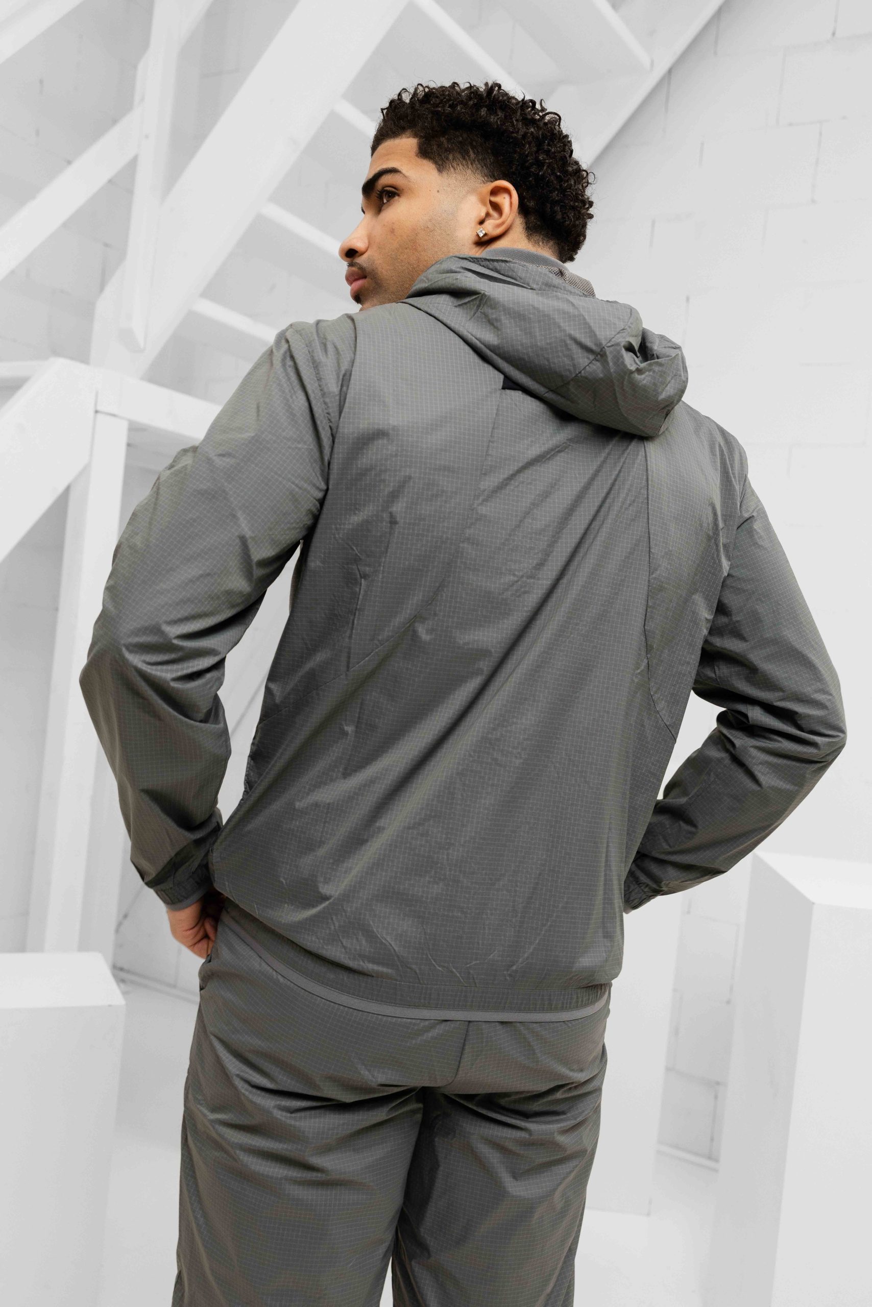 EA7 Emporio Armani 7M001383 Trainingspak Heren Grijs