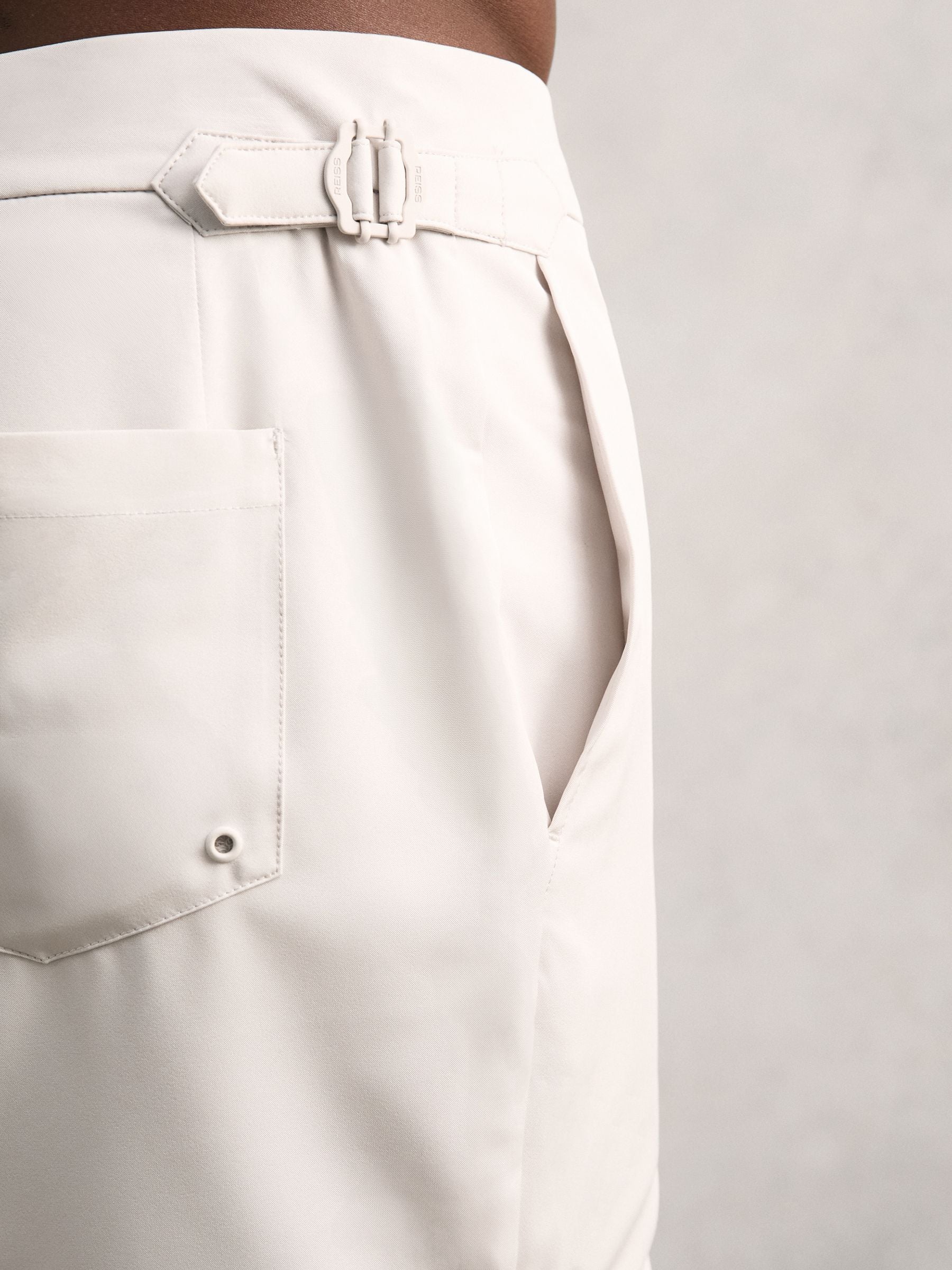 Off White - Reiss Sun Side Adjuster zwemshort