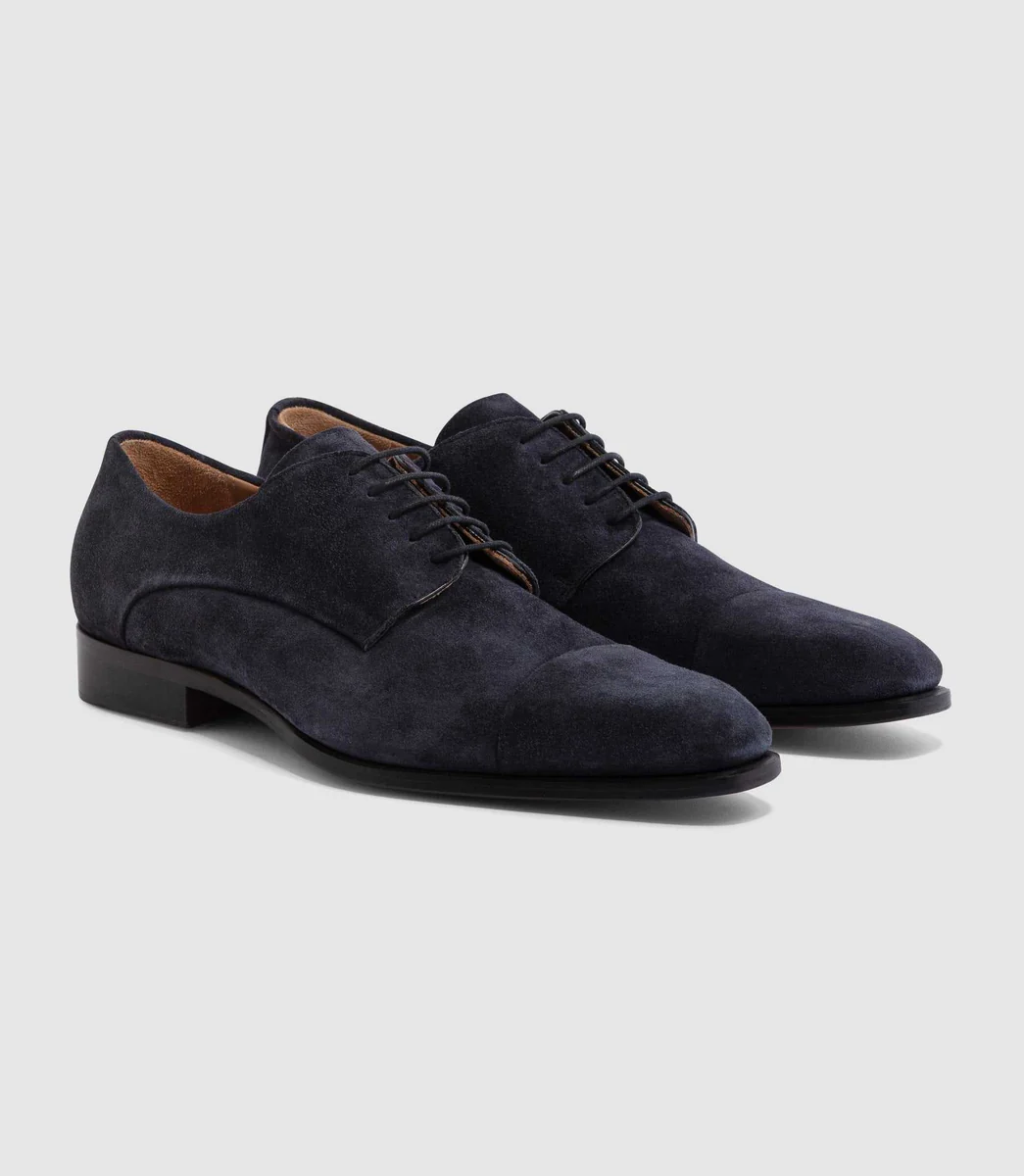 Chaussure coutures marine 