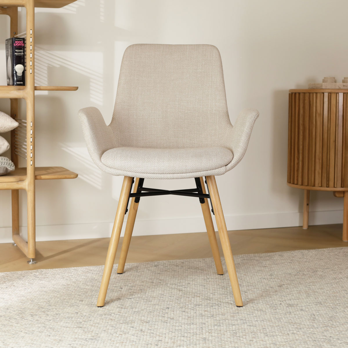 Eetkamerstoel Nena-Eef beige - naturel onderstel