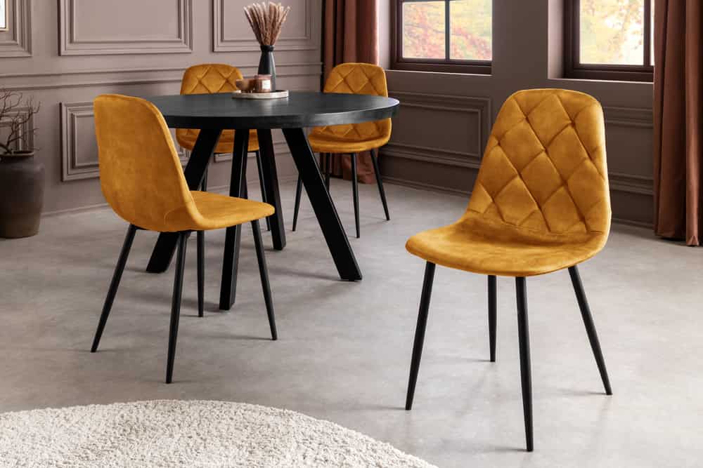 Stilvolles 2er-Set Stühle GLAMM senfgelb Samt schwarze Metallbeine