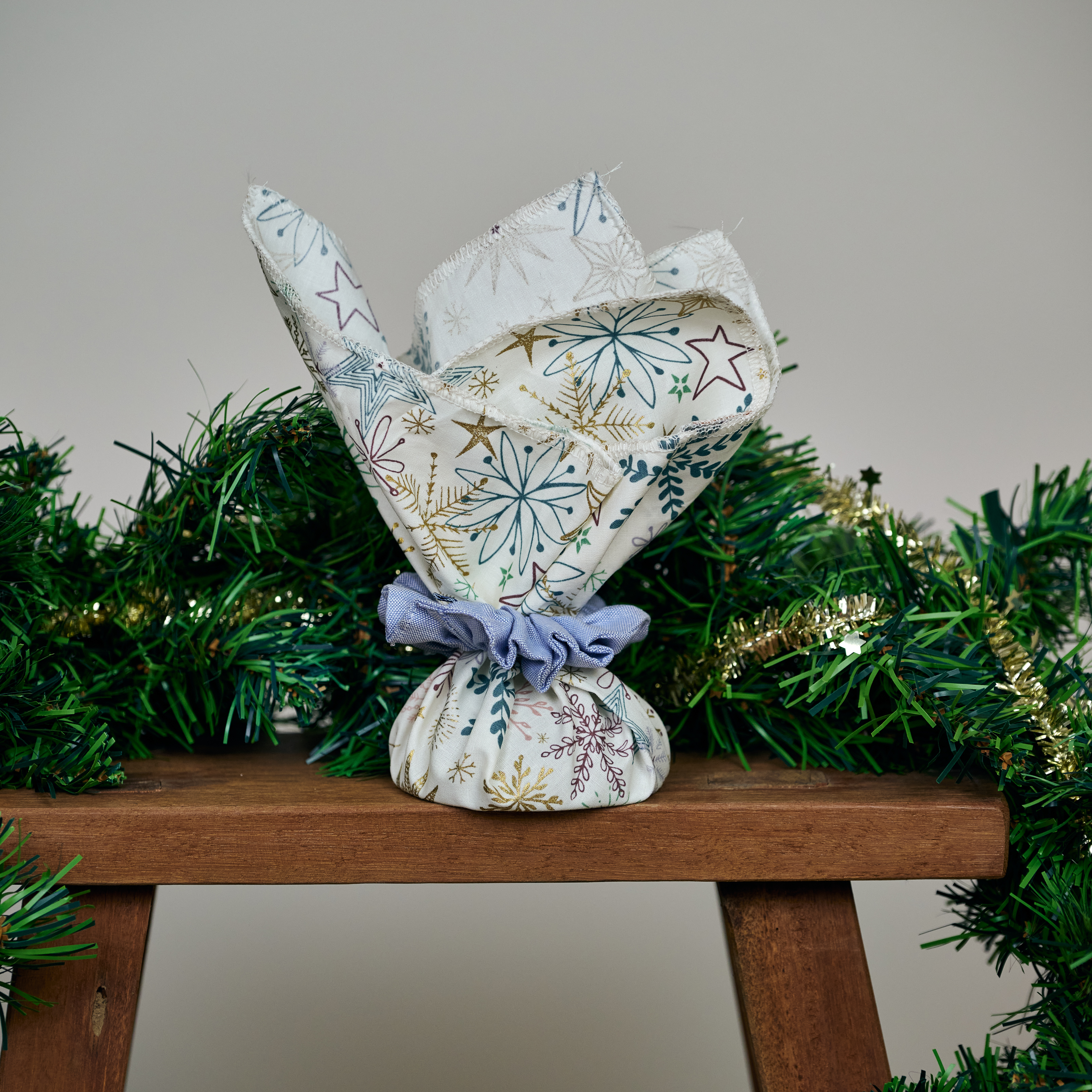 Furoshiki Petit 35 X 35 Cm Ex2447 Étoiles De Noel Blanc Cassé