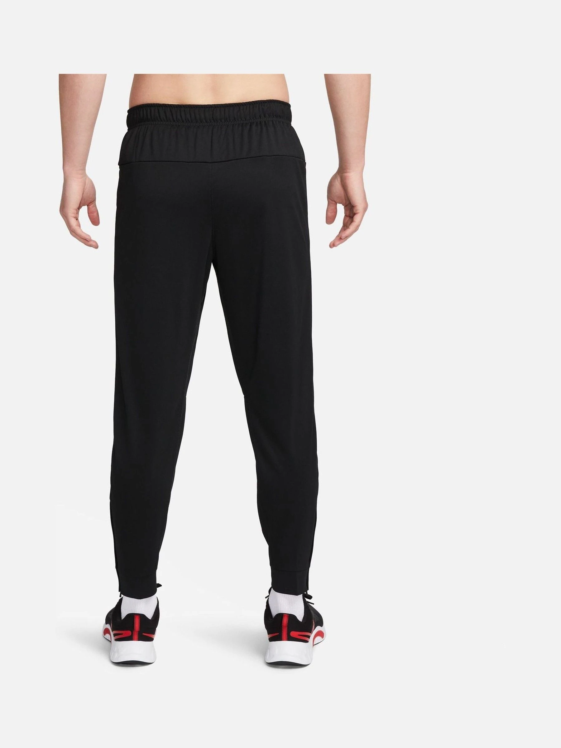 Zwart - Nike Dri-FIT Totality trainingsbroek met taps toelopende pijpen