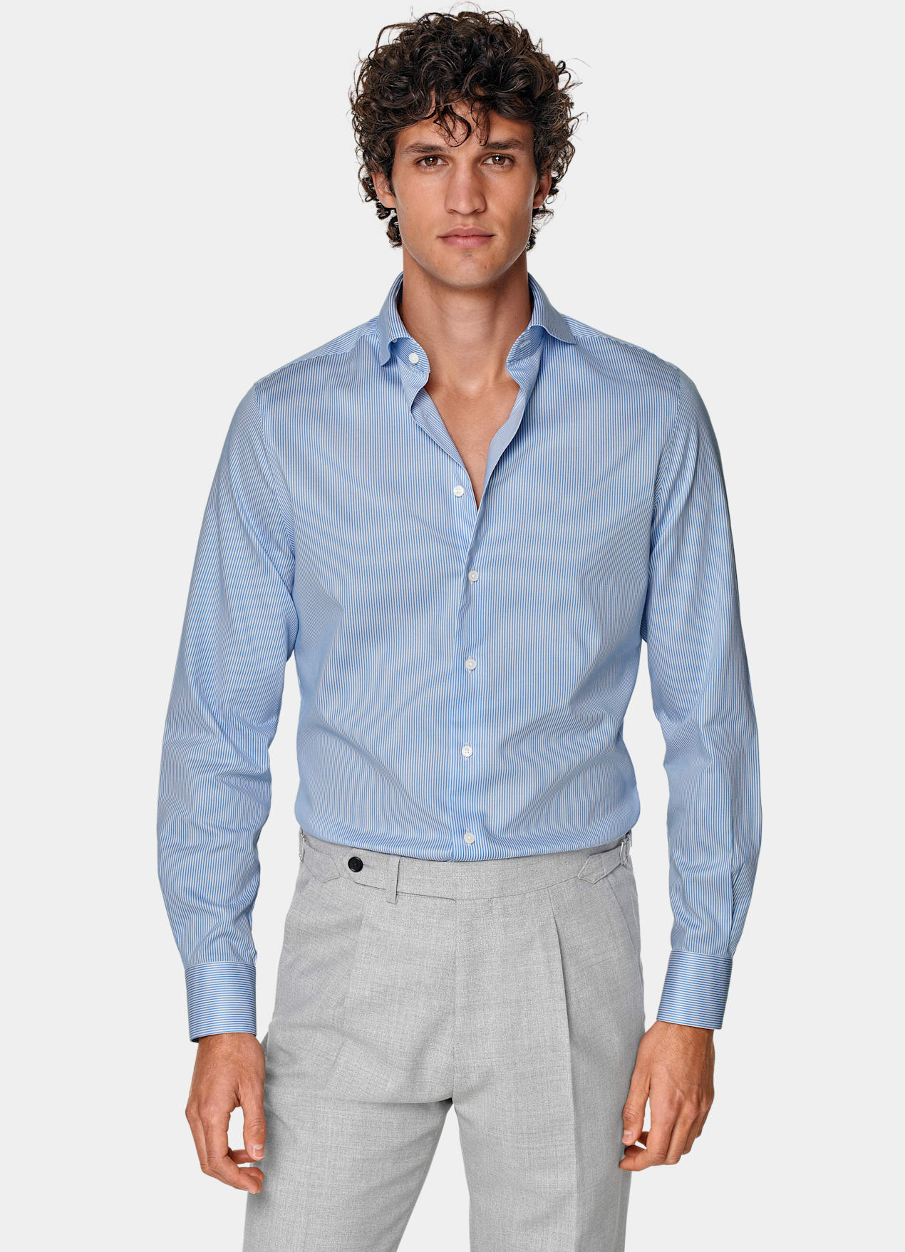 Chemise coupe très ajustée en twill bleu moyen à rayures