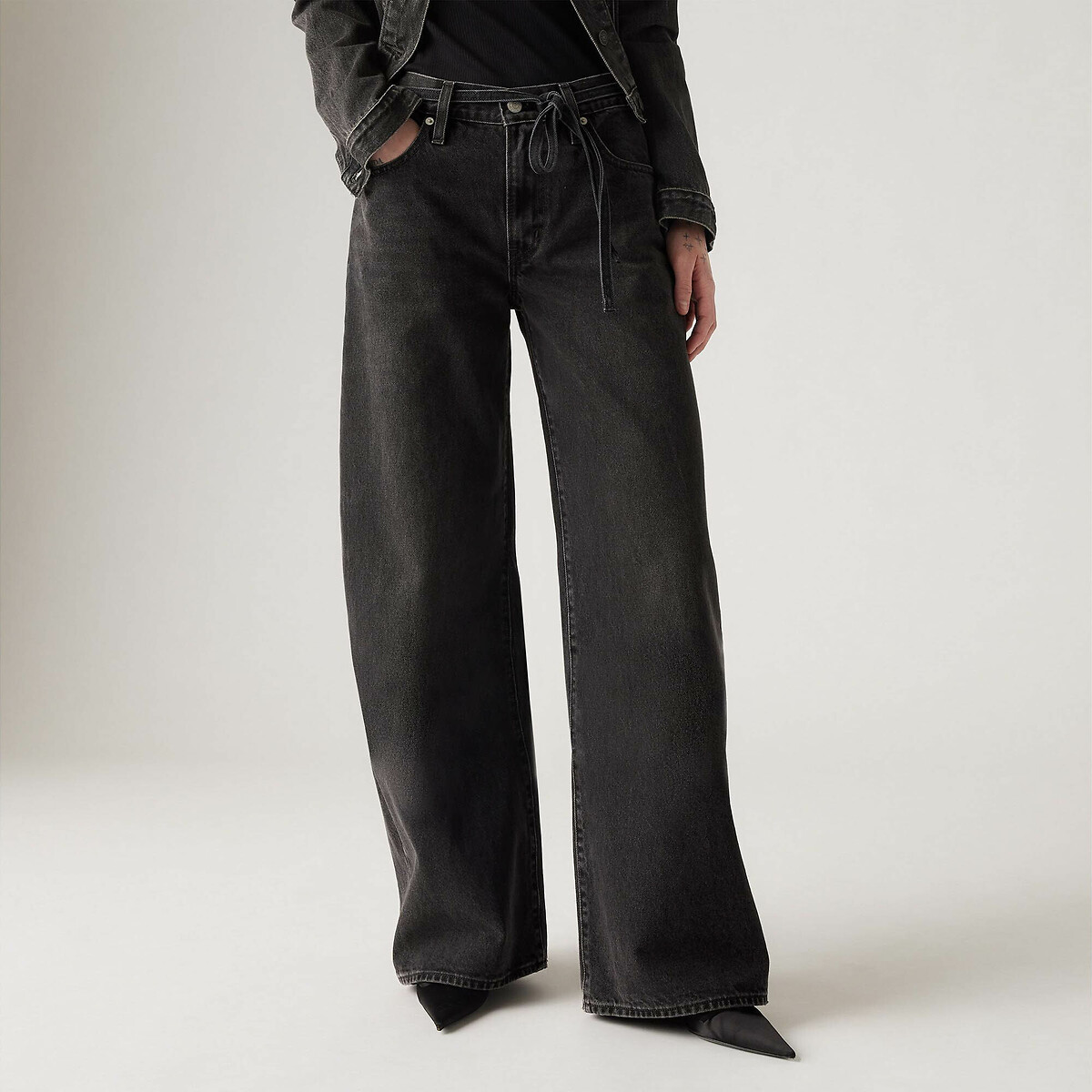 Levi's<br>Calça jeans tamanho XL reta