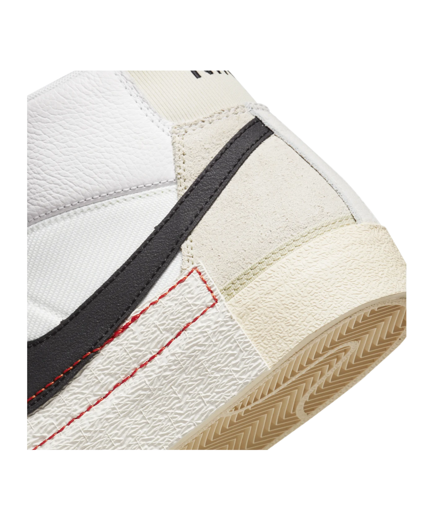 Nike Blazer 77 Remastered Weiss F100
