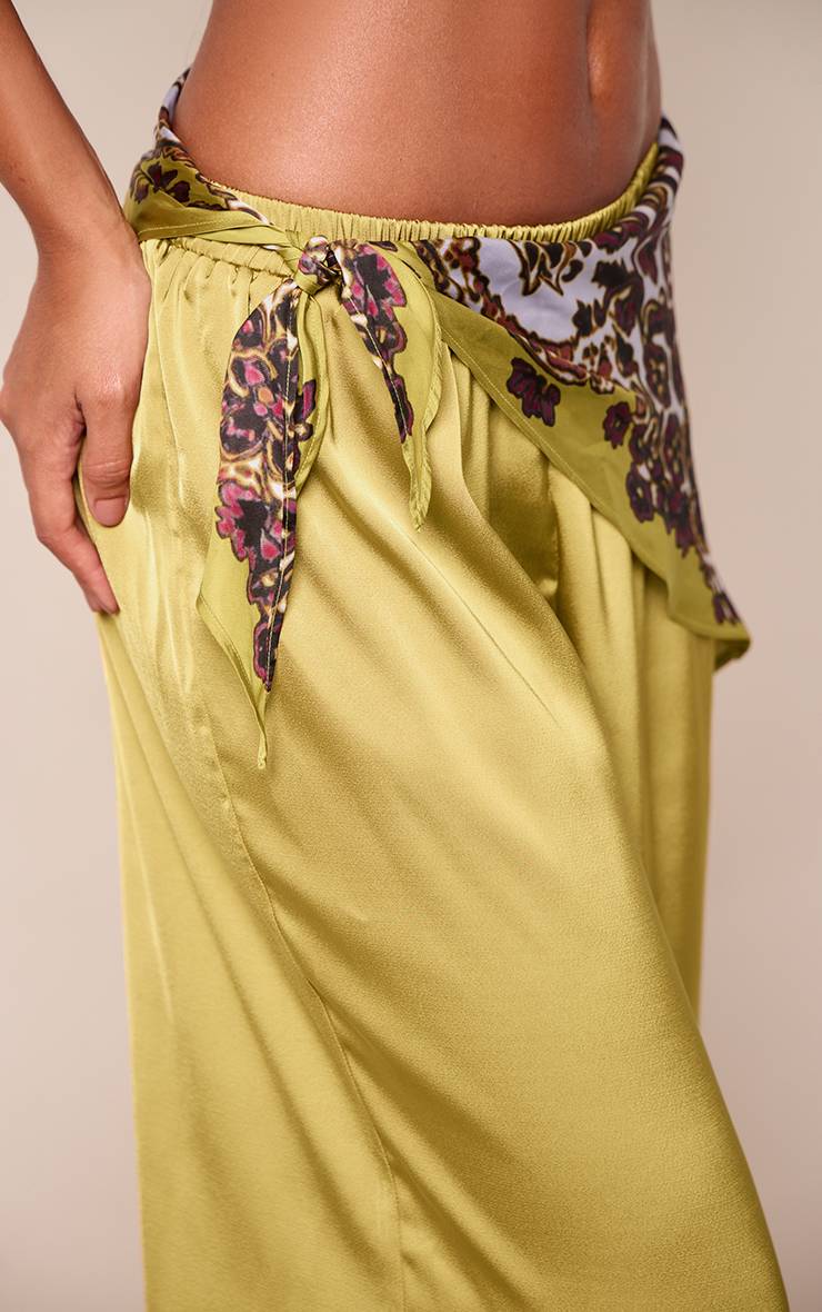 Vert Olive Pantalon En Satin À Jambes Ballon Avec Détail Foulard Noué