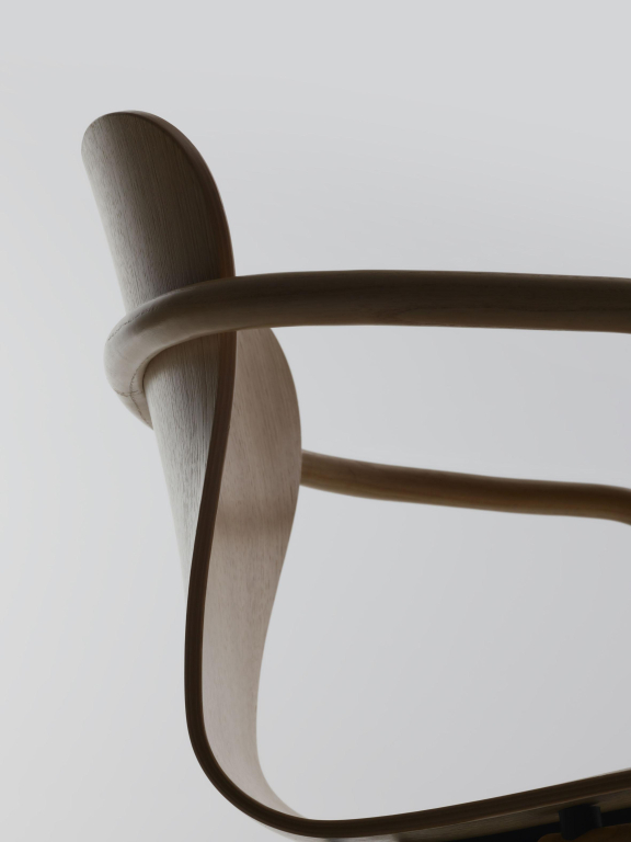 Thonet S220 F eetkamerstoel eiken