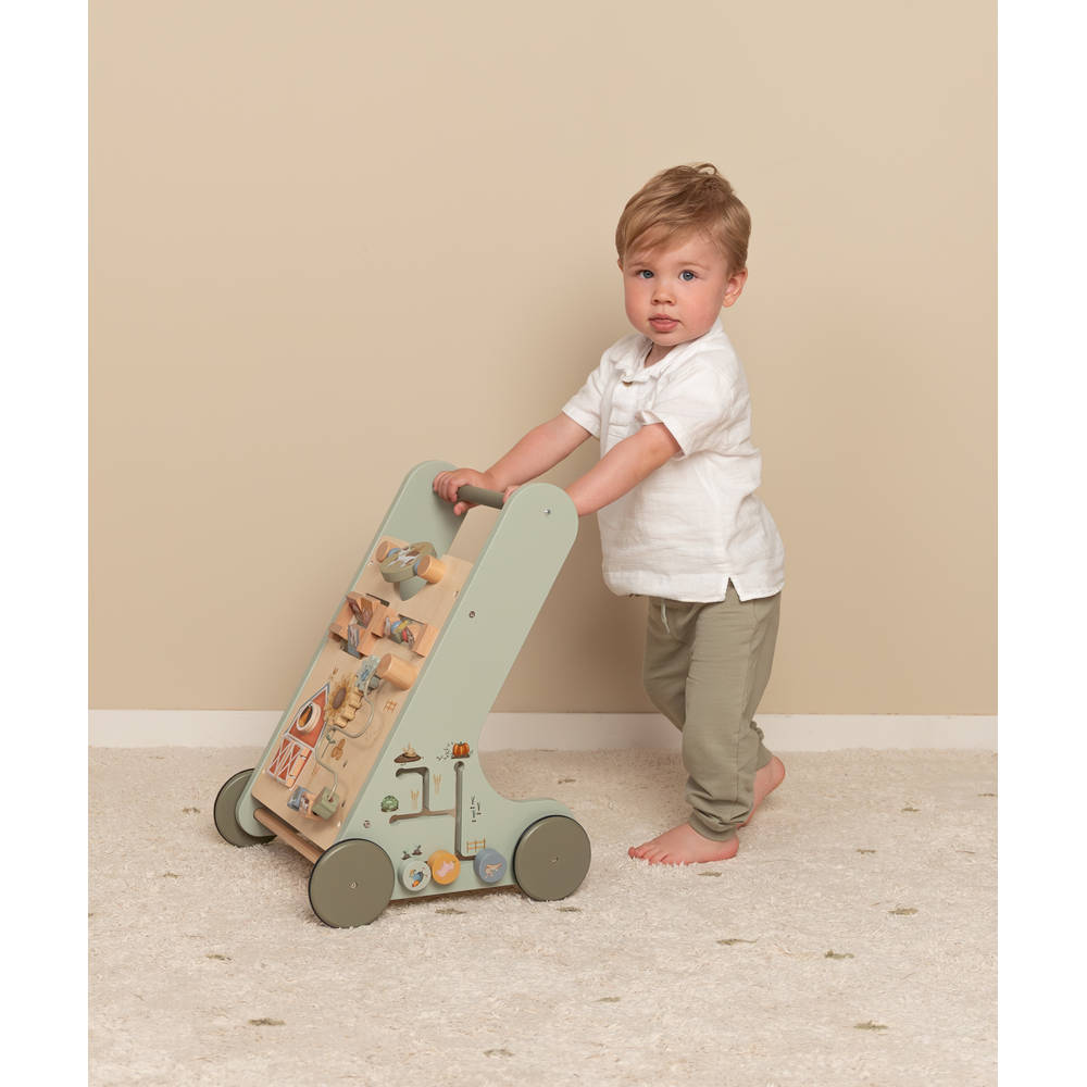 Little Dutch Little Farm activiteiten loopwagen