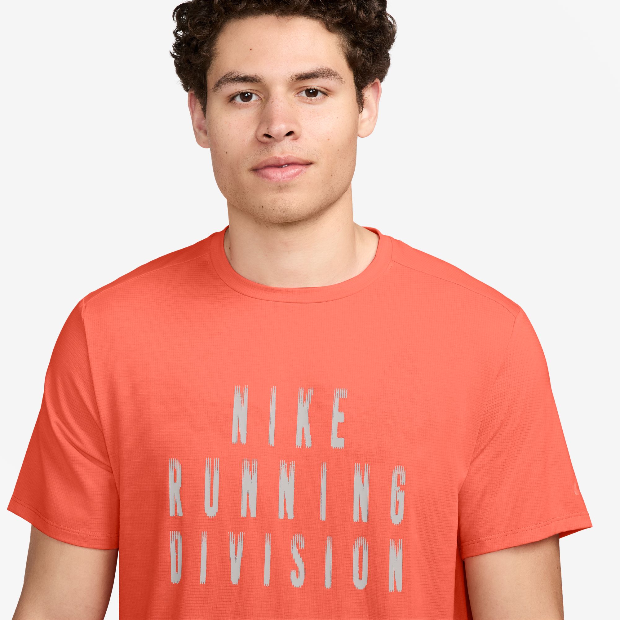 Dri-FIT Rise 365 Running Division SS Tee Herre 643/LT Wild Mango/Photon Dust