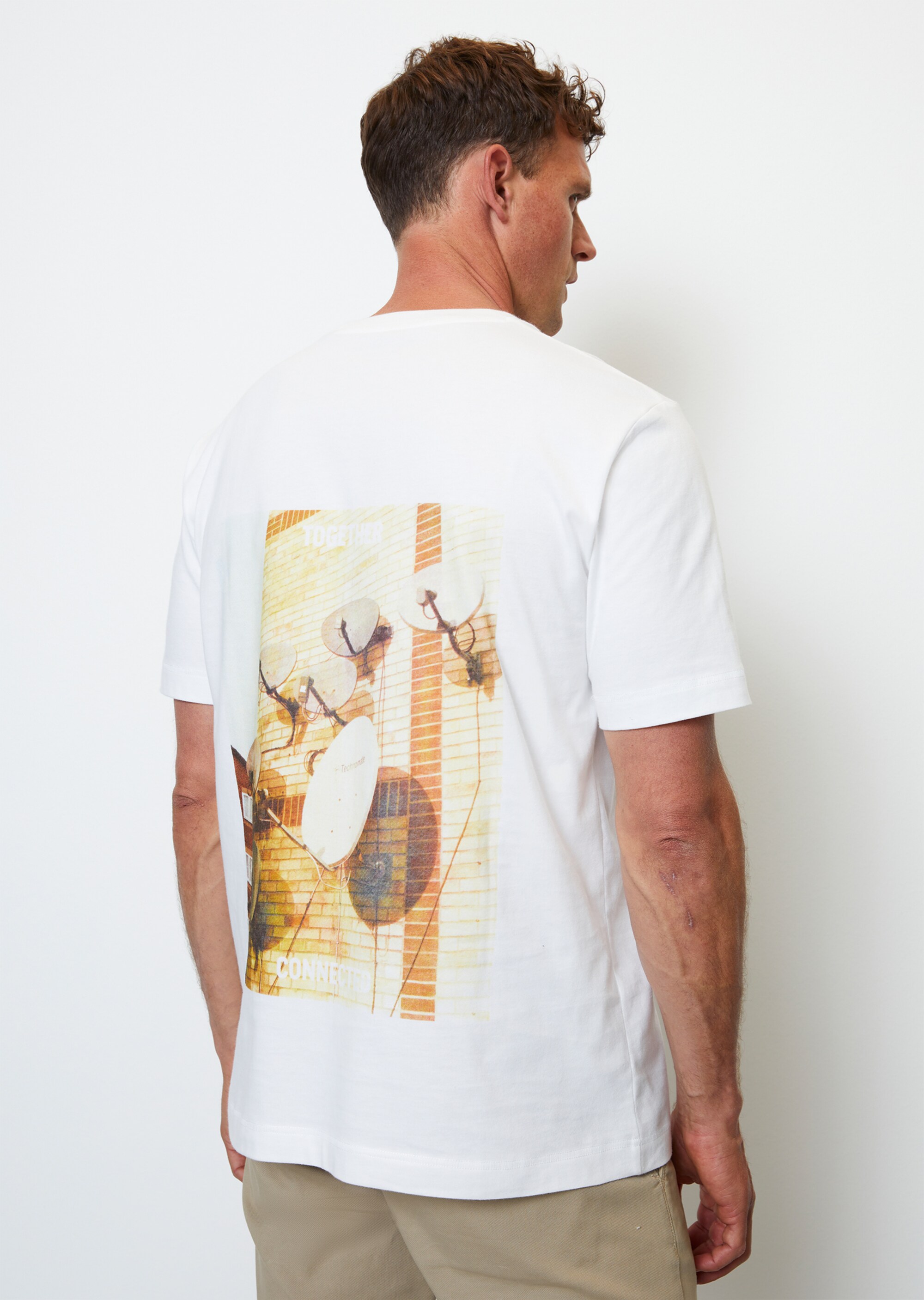 T-Shirt regular mit Rückenprint aus Bio-Baumwolle