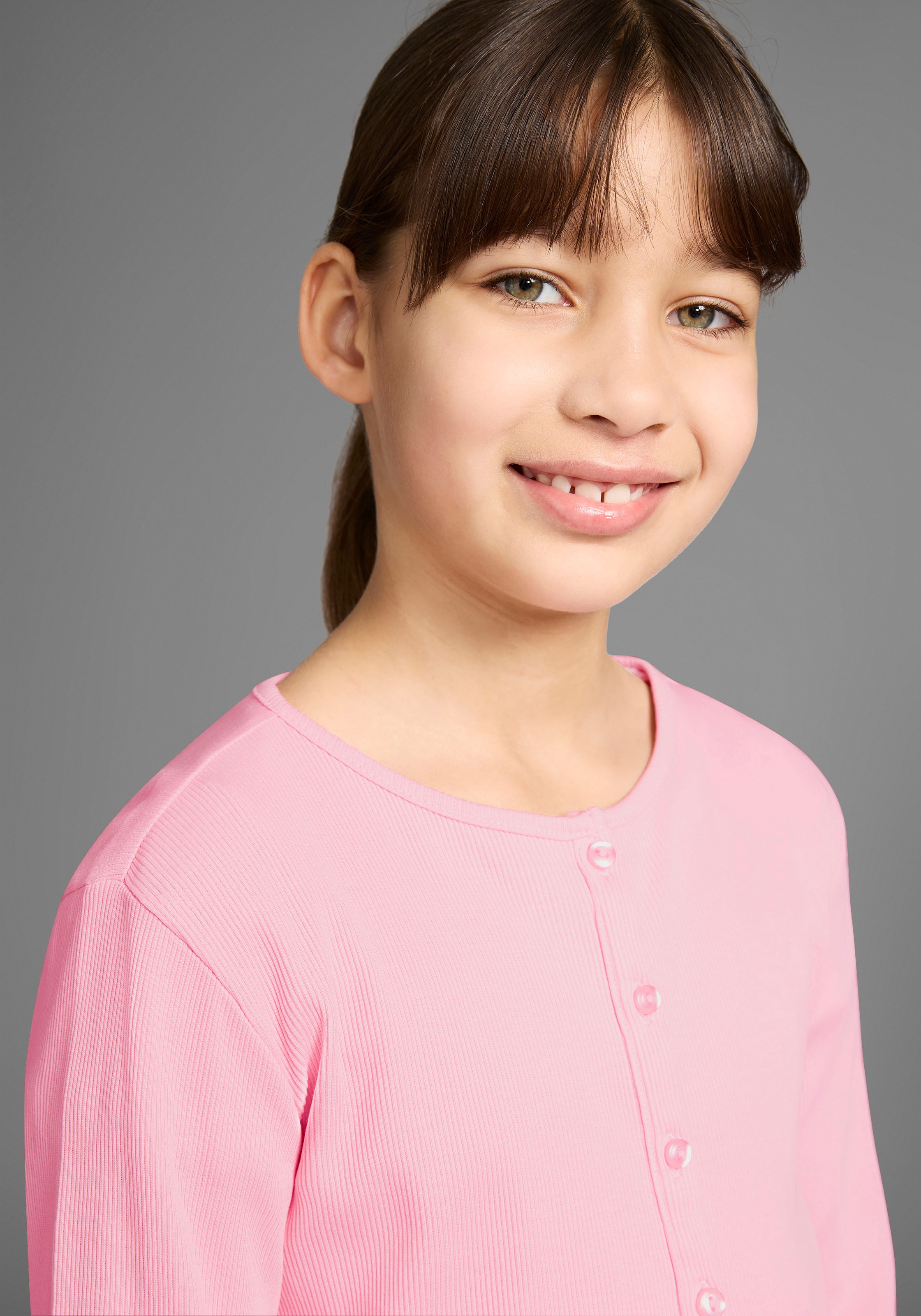 KIDSWORLD Sweatjacke »Shirtjacke aus weichem Rippmaterial«, Feine Shirtjacke für jeden Anlass