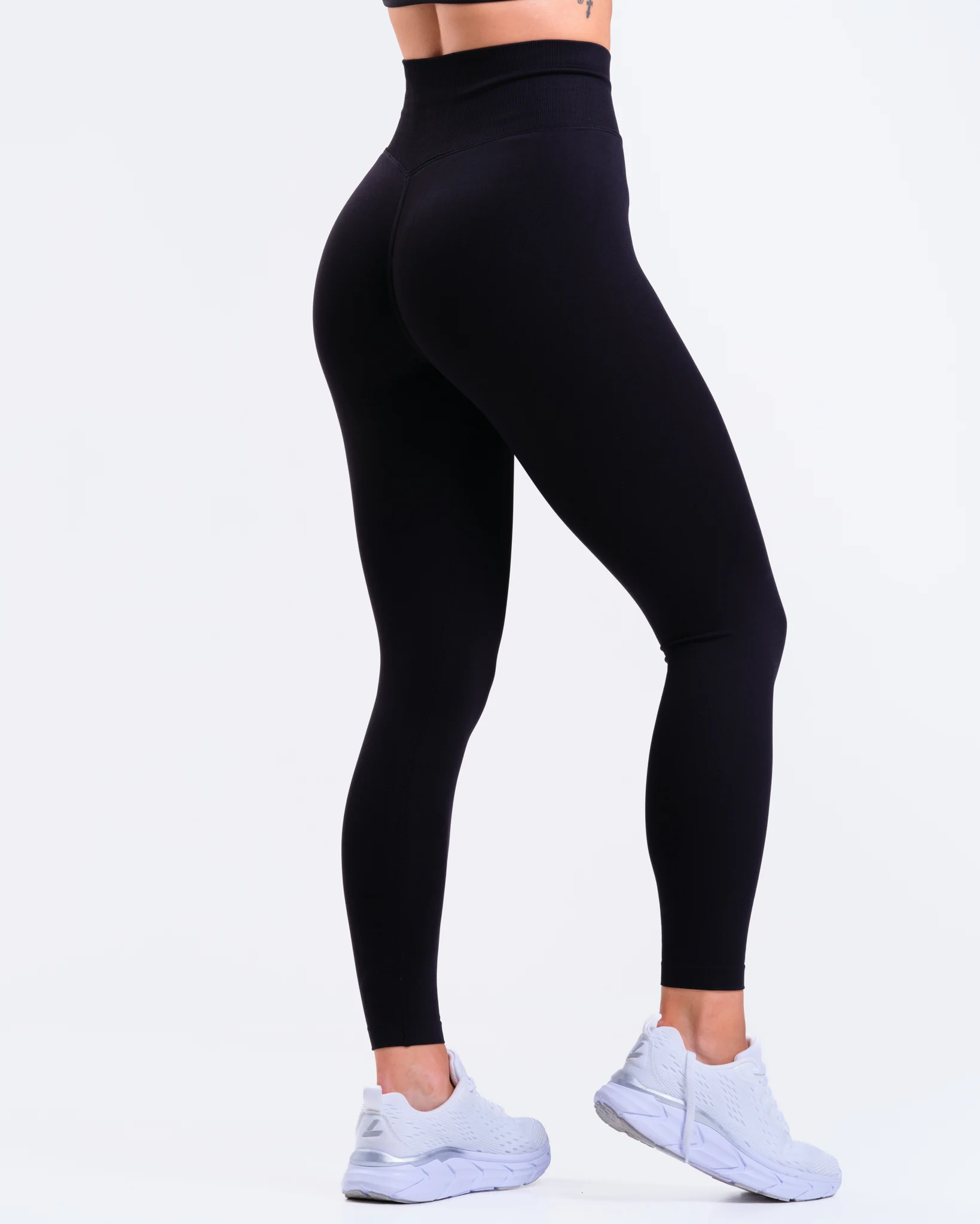 LEVITY Challenge Seamless Tights Black