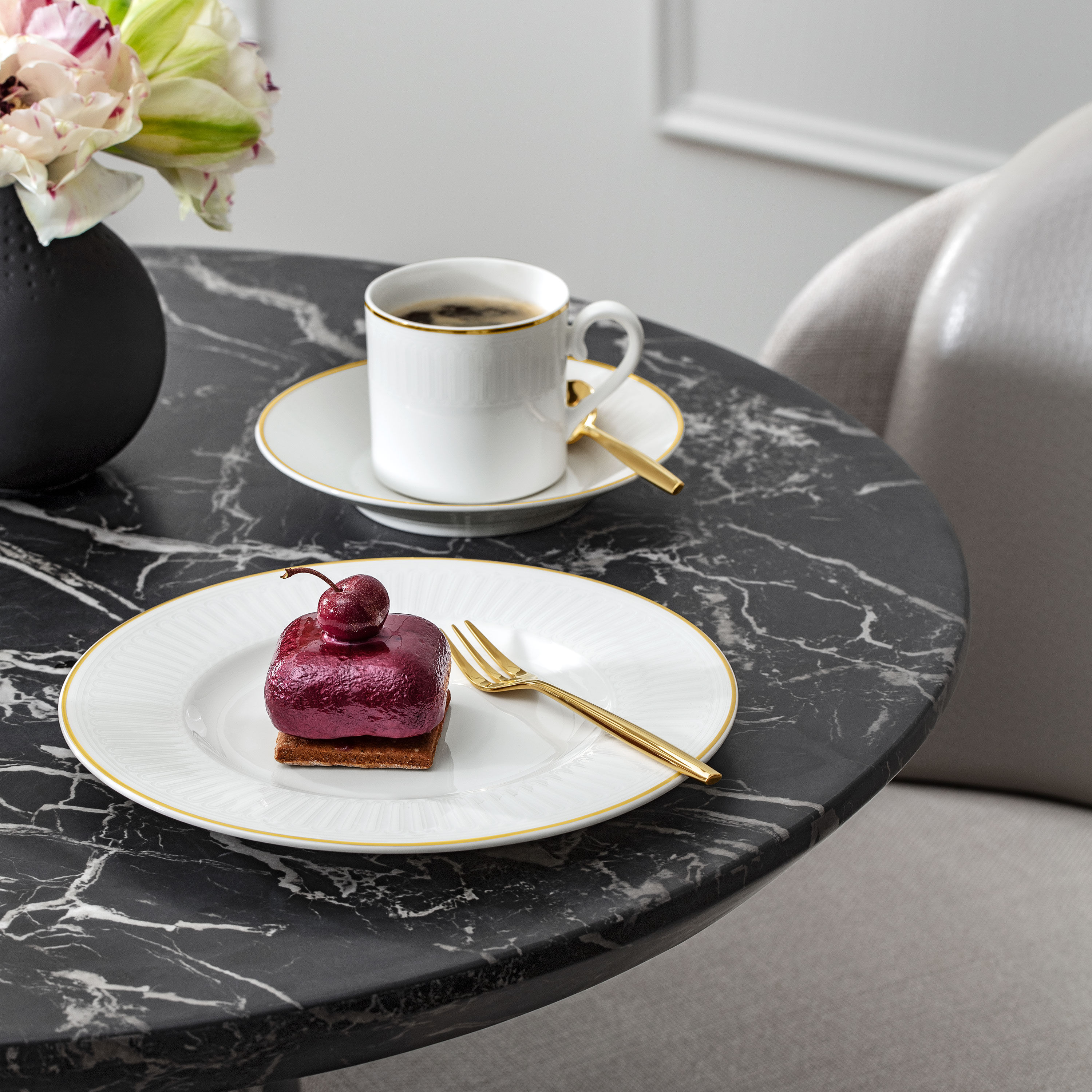 Chateau Septfontaines Appetizer and dessert plate White, 8.9'', Premium Bone Porcelain