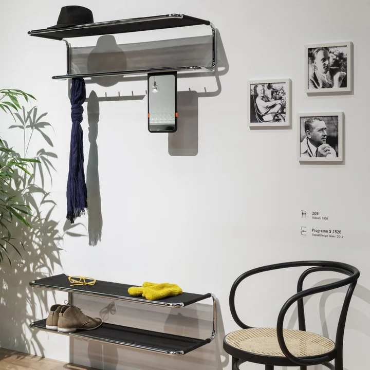 Thonet - S 1520 Wandgarderobe, schwarz