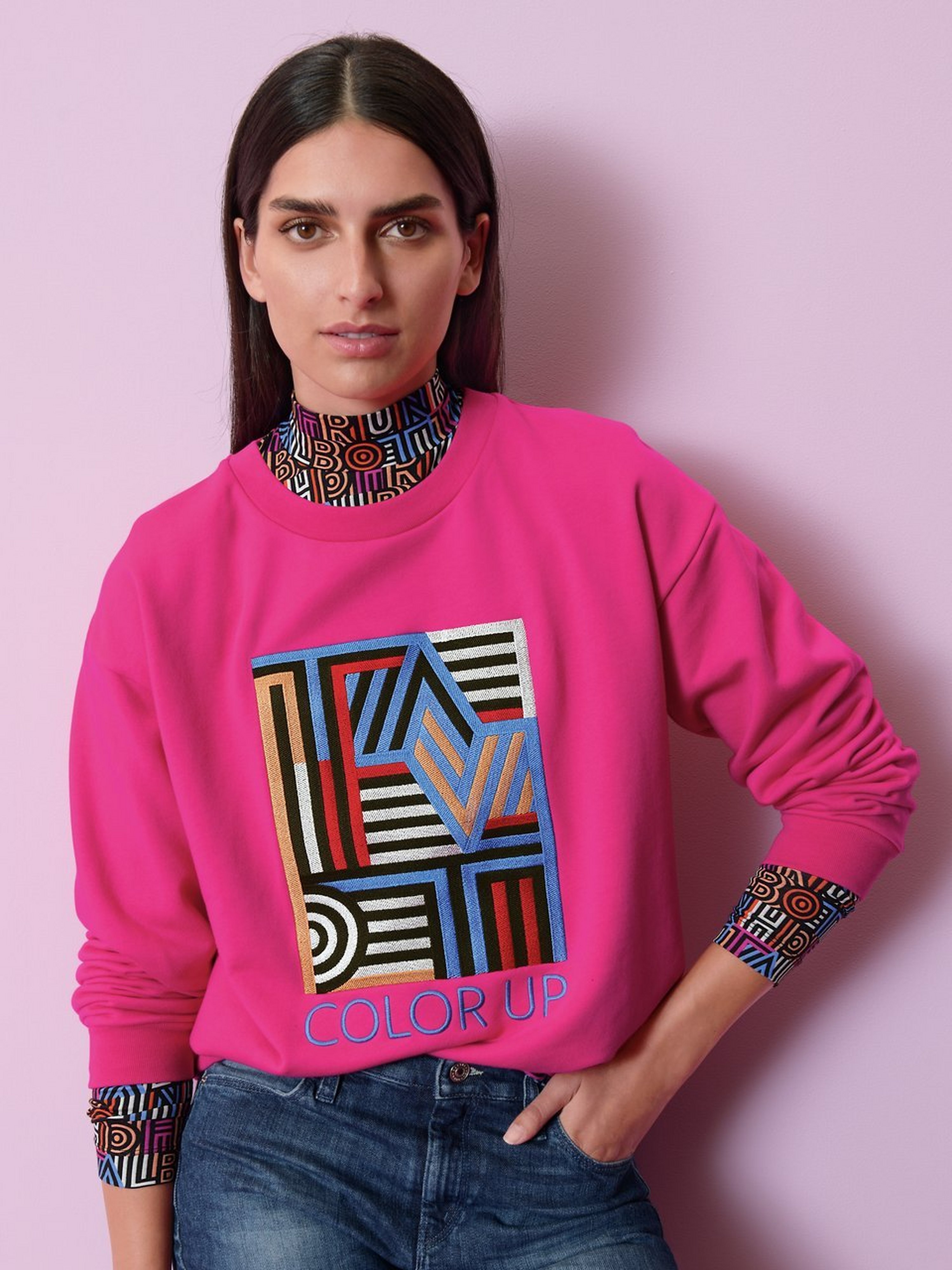Sweatshirt