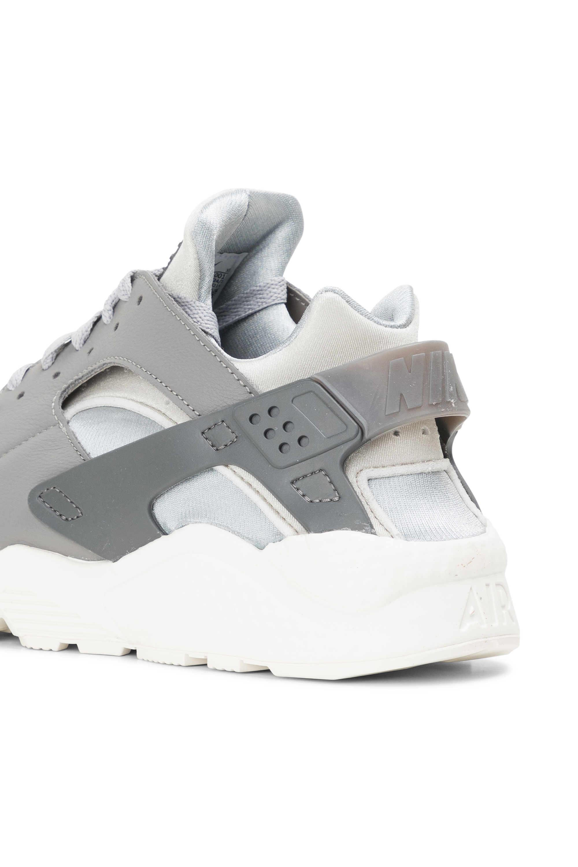 NIKE Baskets HUARACHE Gris