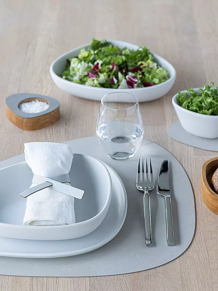 LIND DNA Leder Platzset oval NUPO 37x44cm Oyster White creme
