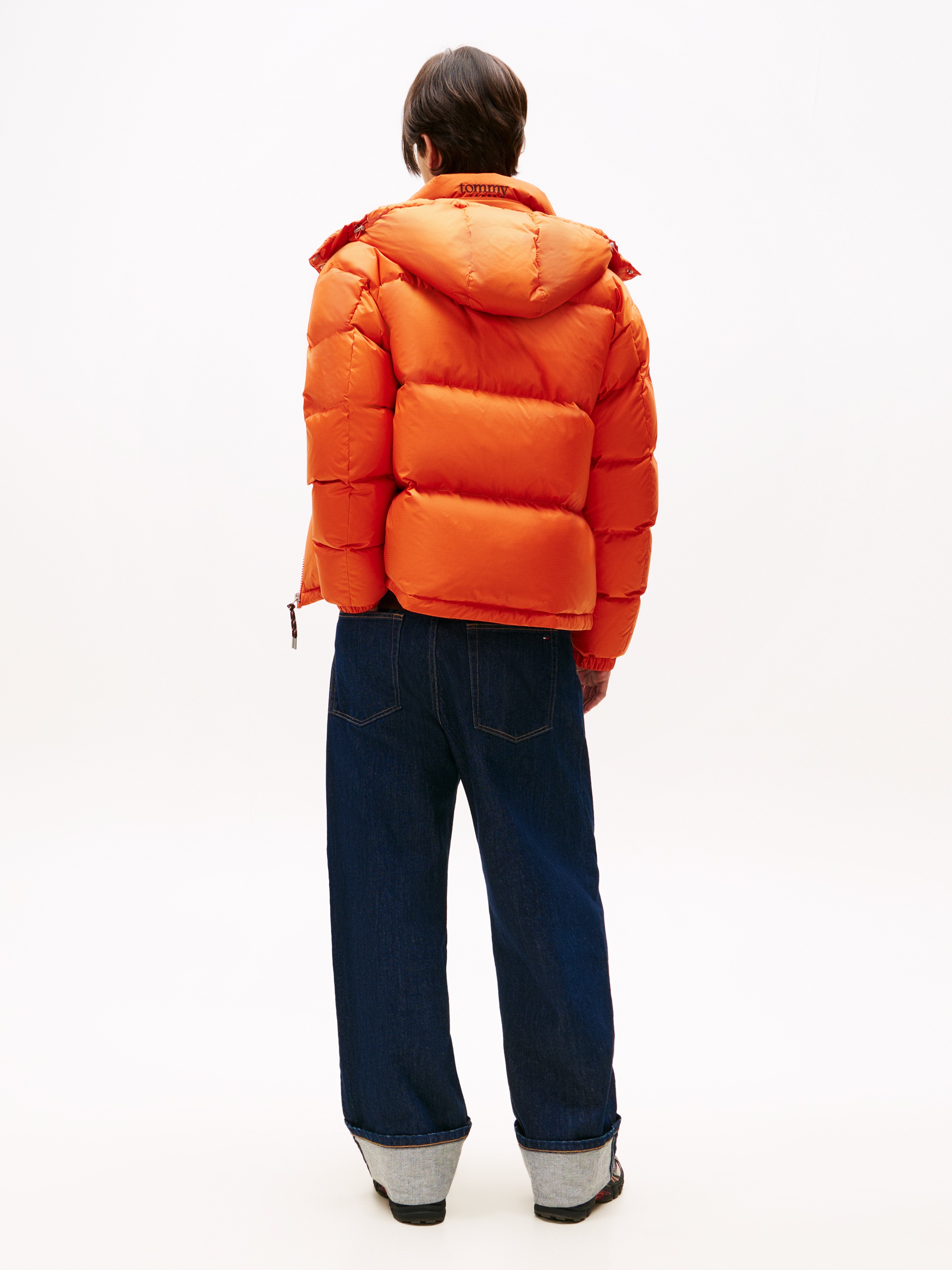 Tommy Jeans Steppjacke »ALASKA DOWN PUFFER« mit Kapuze Übergangsjacke Regular fit mit abnehmbarer Kapuze