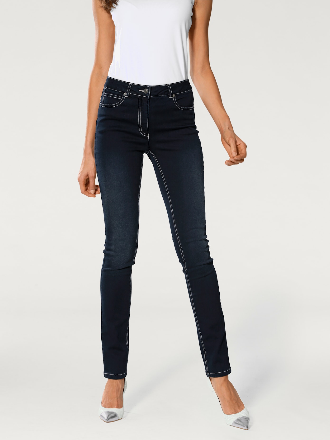 Jeans effet ventre plat coupe skinny tendance